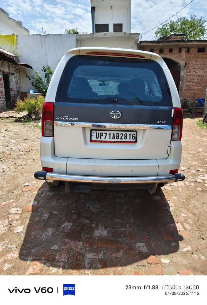 Tata Safari Storme Diesel 97965 Km Driven