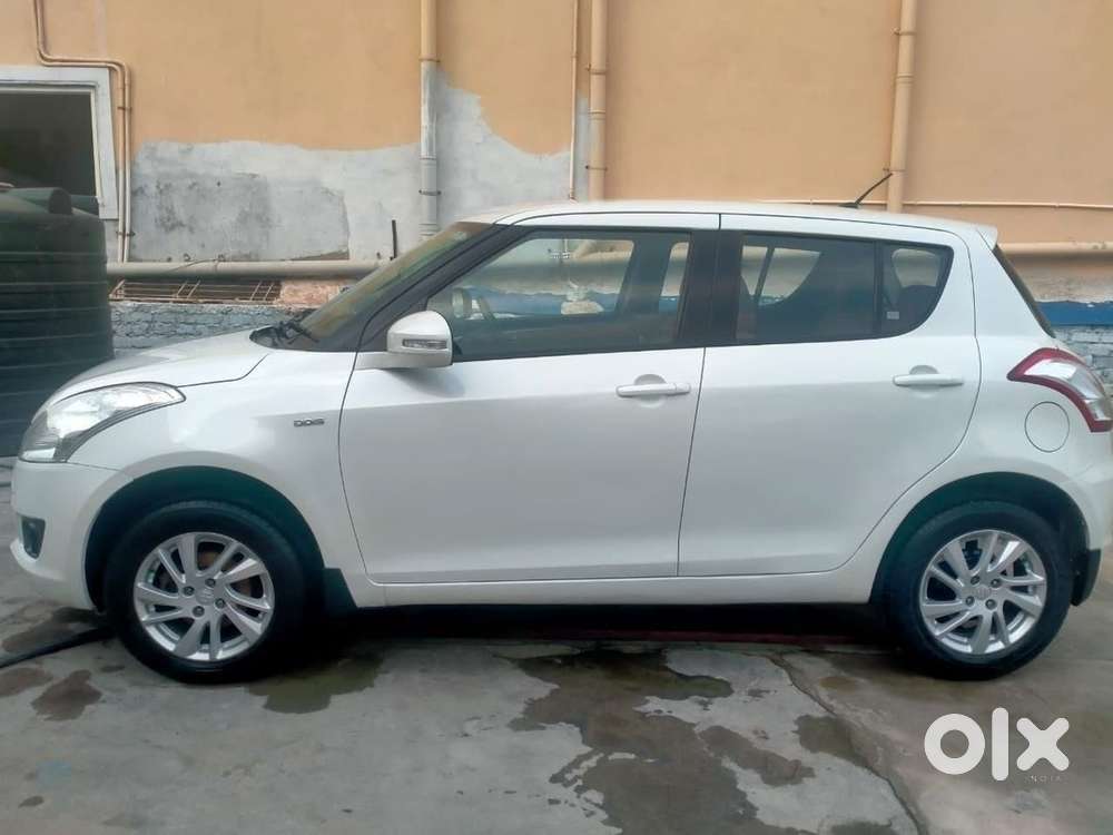 Swift       Diesel        Maruti       2014 Diesel