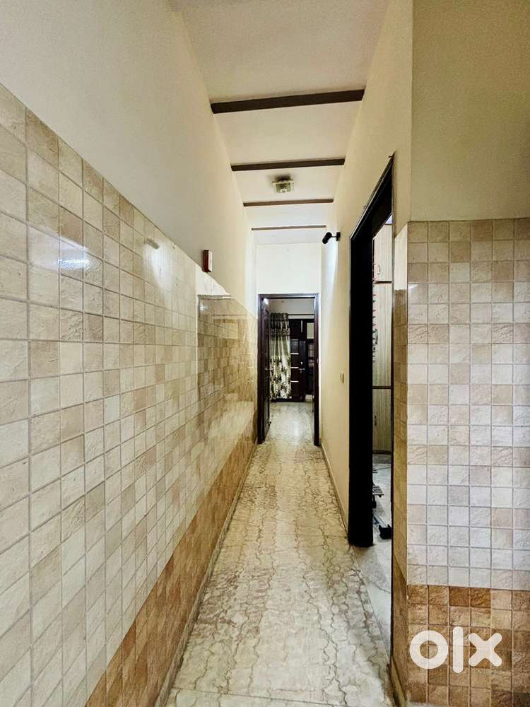 Furnished 2 BHK in Meenakshi Garden | Near Subhash Nagar Metro Station