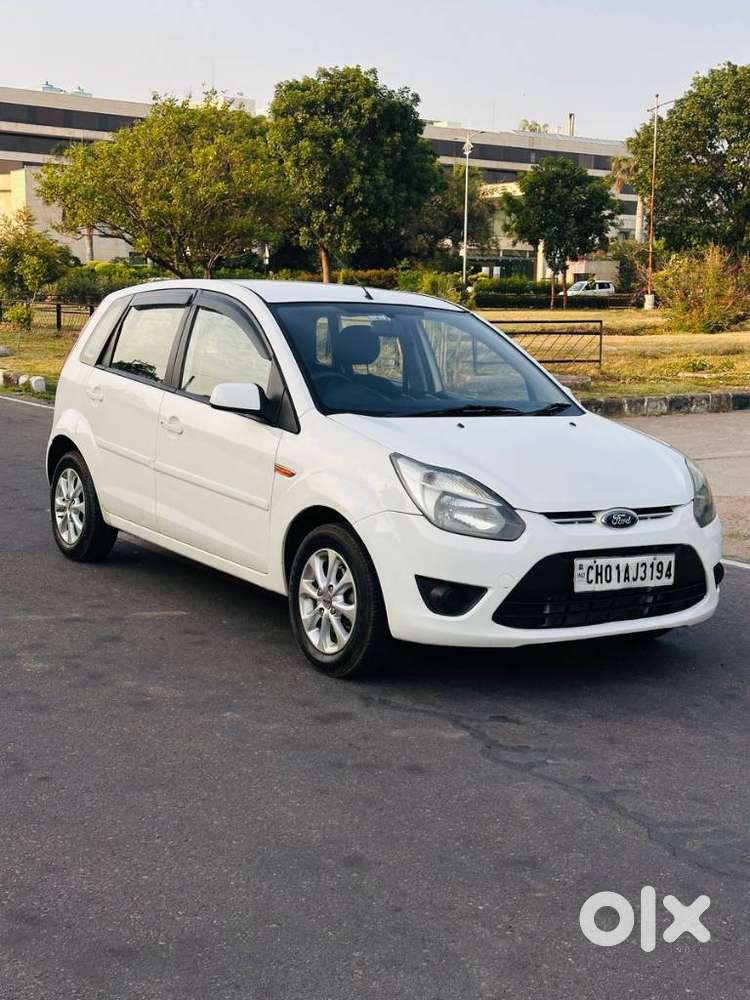 Ford Figo Diesel Titanium, 2011, Diesel