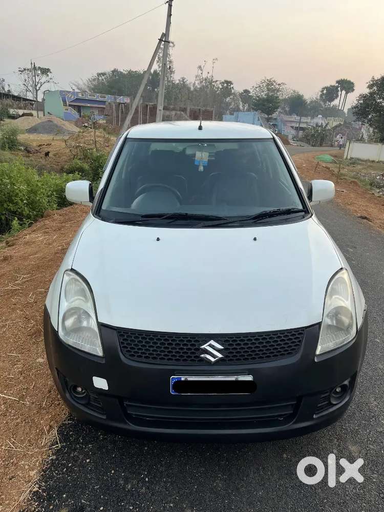 Maruti Suzuki Swift 2009 Diesel 140000 Km Driven
