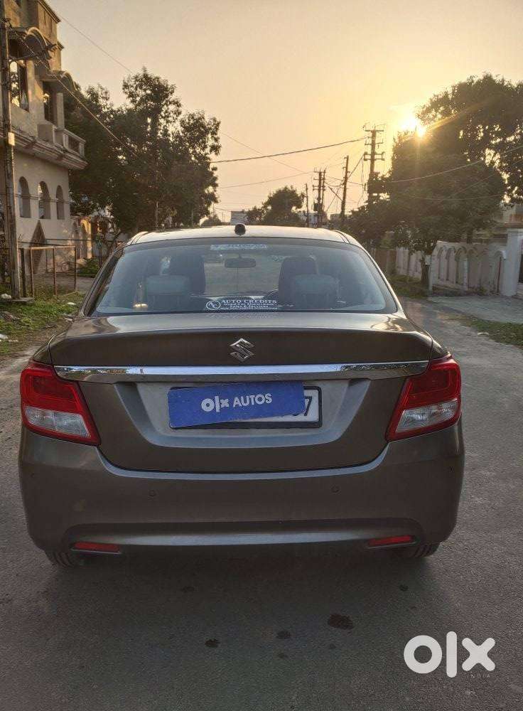 Maruti Suzuki Swift Dzire 1.2 Vxi Bsiv, 2021, Petrol
