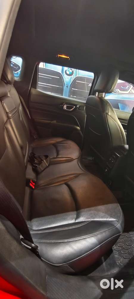 Nissan Sunny Xv Premium Pack (leather), 2015, Petrol