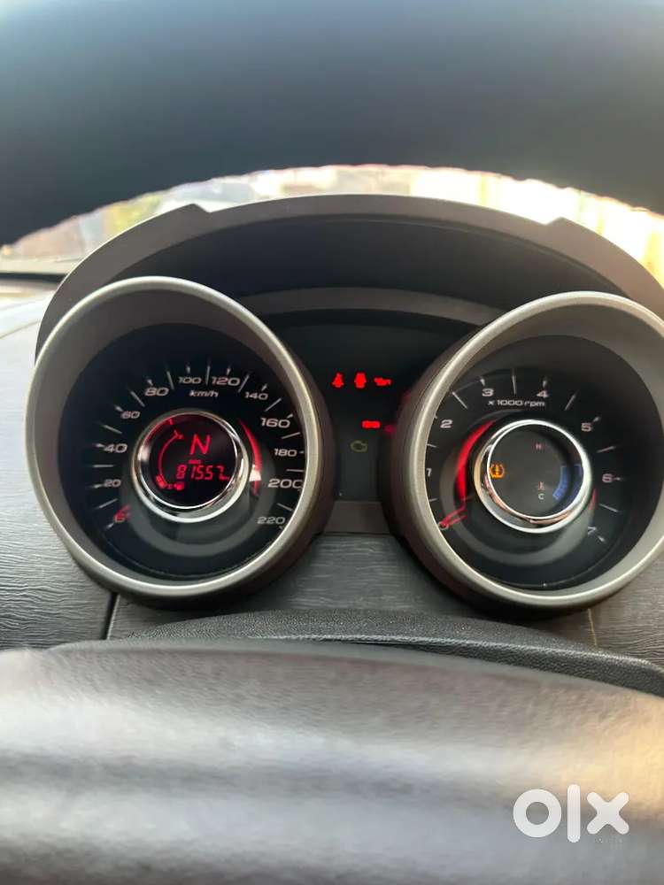 Mahindra Xuv500 2014 Diesel Well Maintained