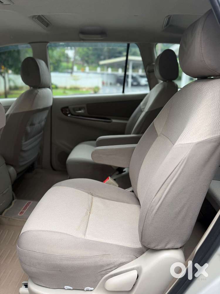 Toyota Innova 2.5 V 7 Str, 2014, Diesel