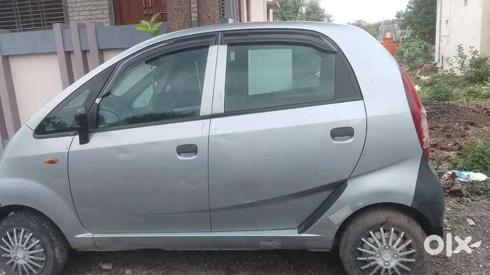 Tata Nano Xe 2011