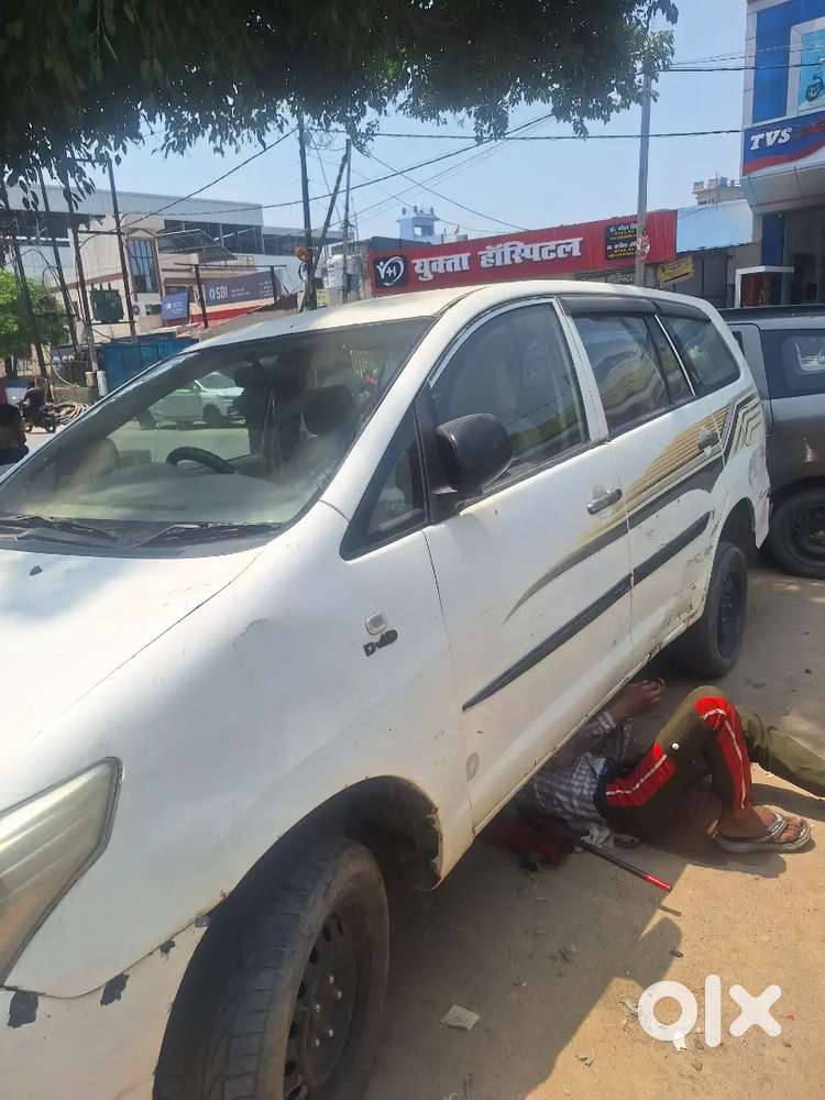 Toyota Innova 2009 Petrol
