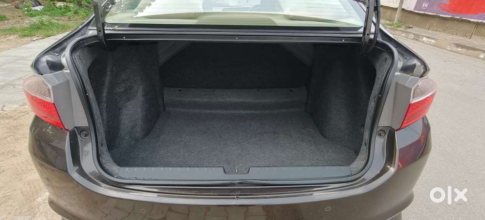 Honda City 1.5 Zx I-vtec Mt, 2020, Petrol