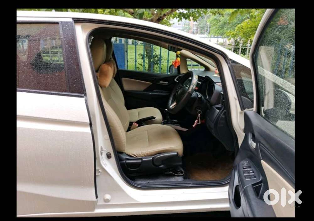 Jazz Sv 1.2 I-vtec With Full Service Record With All Genuine Parts