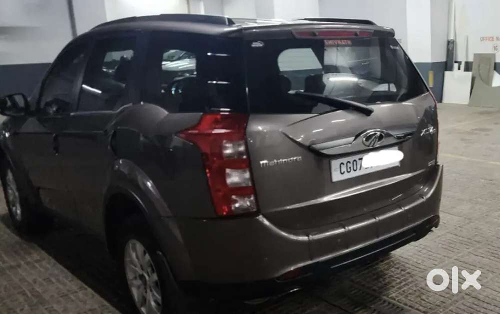 Mahindra Xuv500 2018 Diesel Brown