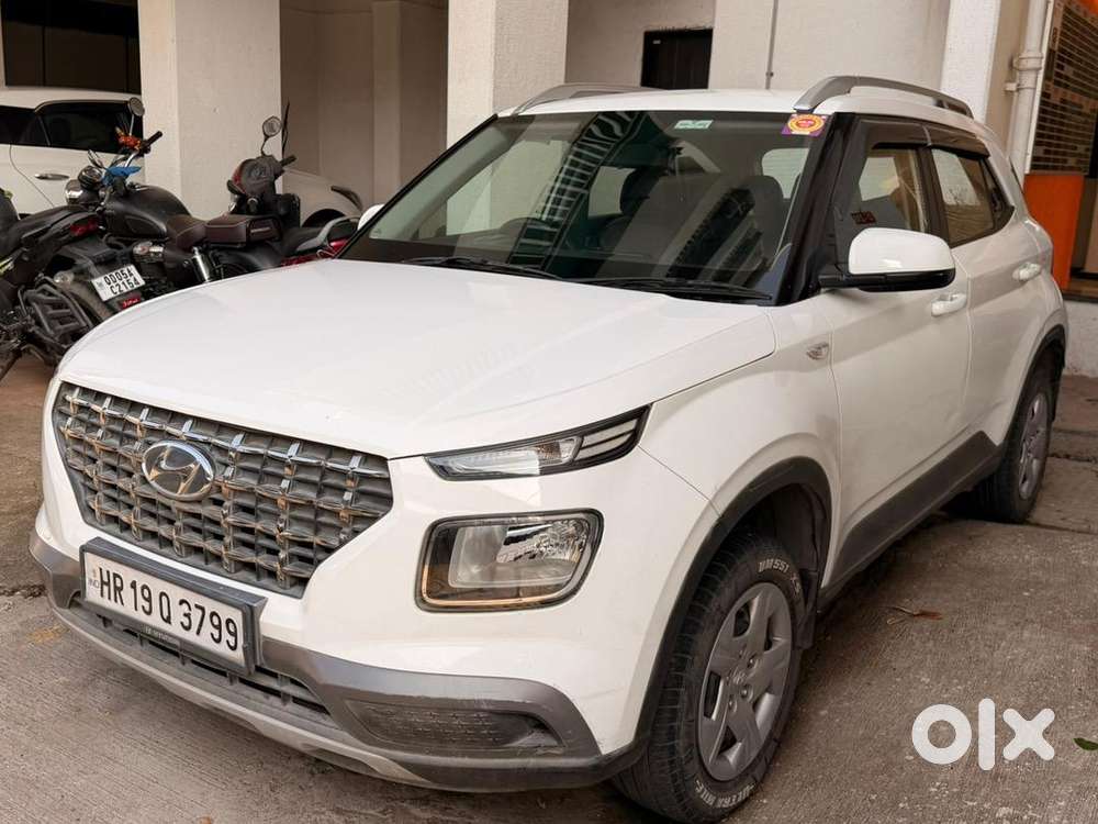 Hyundai Venue 2021 Cng & Hybrids Well Maintained