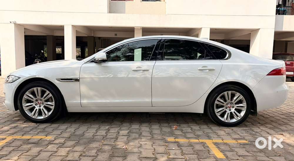 Jaguar Xf 2017 47000 Km Driven Py Registration