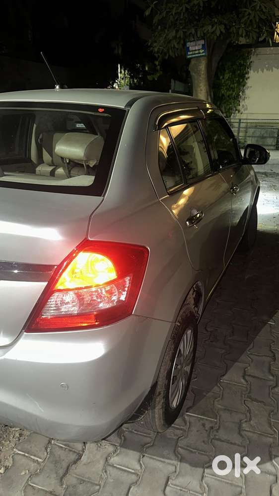 Maruti Suzuki Dzire 2017 Diesel 75300 Km Driven