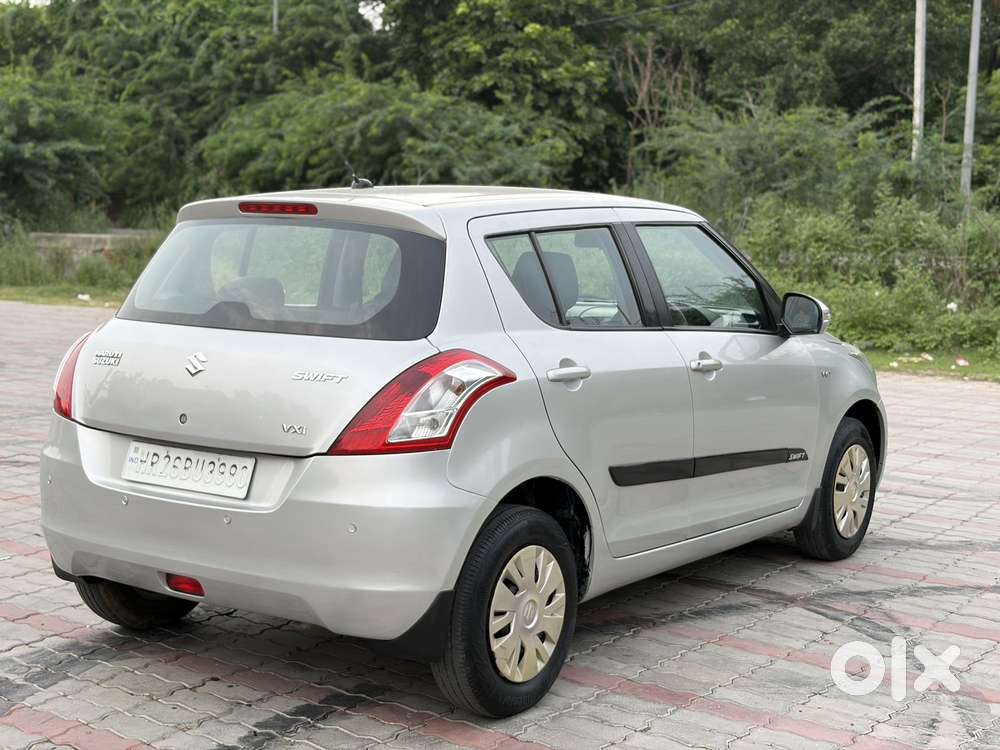 Maruti Suzuki Swift Vxi With Abs, 2012, Petrol