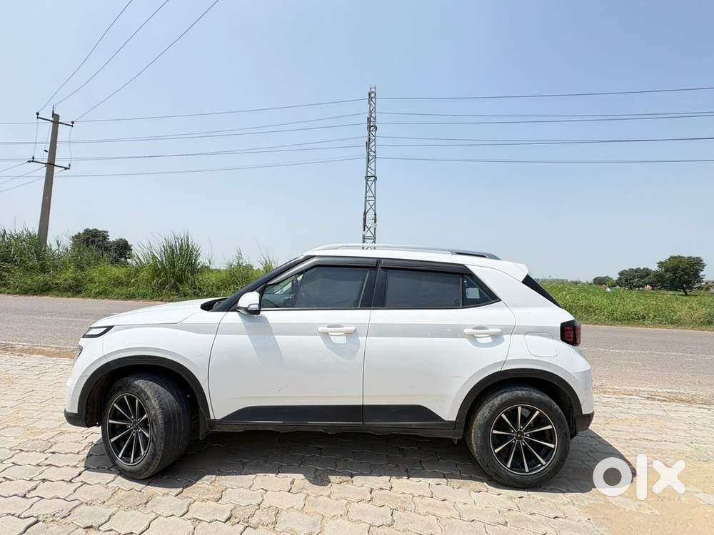 Hyundai Venue 2022 Manual Petrol