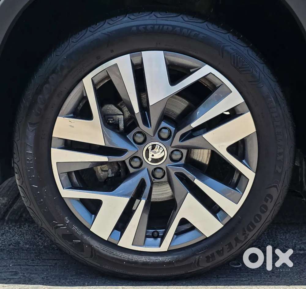 Skoda Kylaq Prestige, 2025, Petrol