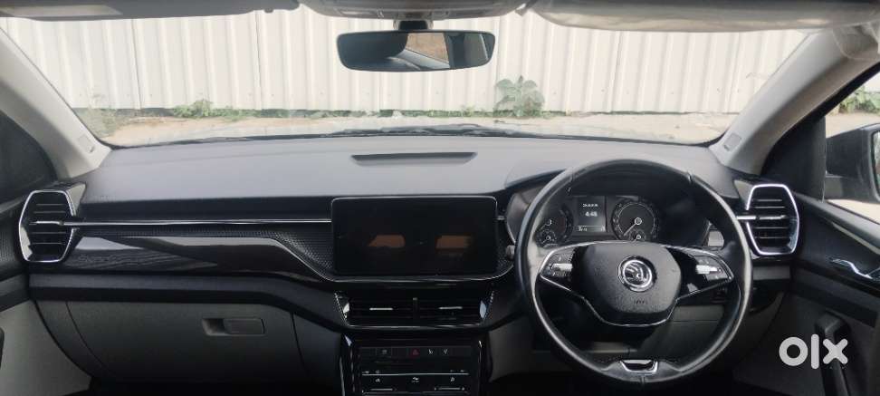 Skoda Kushaq 1.0 Tsi Style, 2022, Petrol