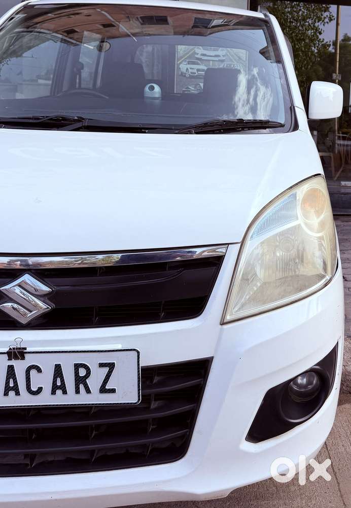 Maruti Suzuki Wagon R 1.0 Vxi Plus (o) Amt, 2018, Petrol
