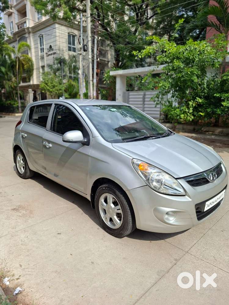 Hyundai I20 Sportz 1.4 Crdi 6 Speed Bs-iv, 2012, Diesel