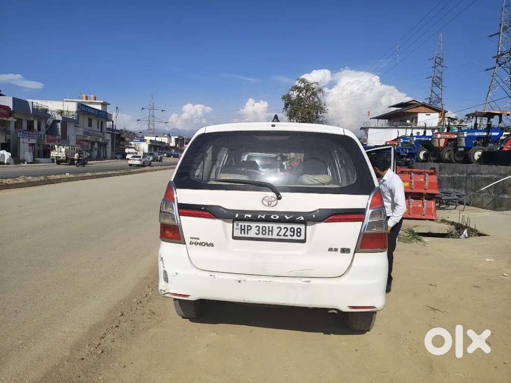 Toyota Innova 2011 Diesel Well Maintained