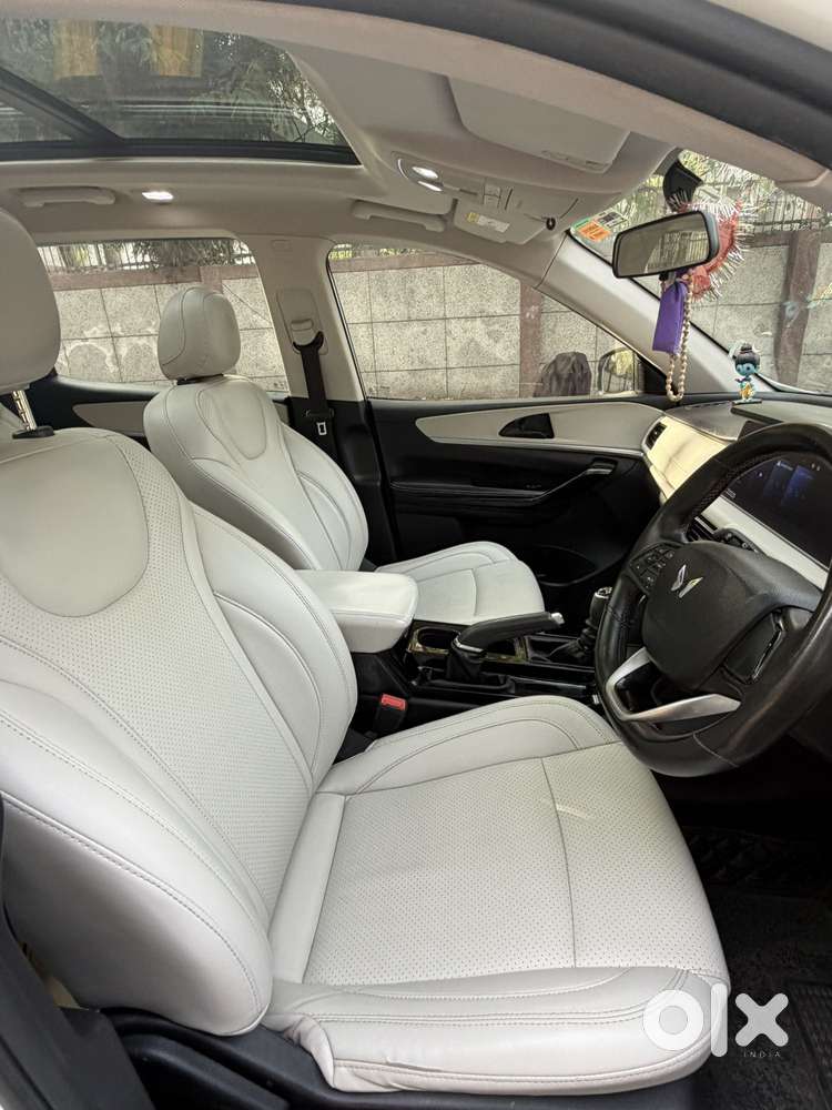 Mahindra Xuv700 2.2 Ax 5 Diesel Mt 7 Str, 2023, Diesel