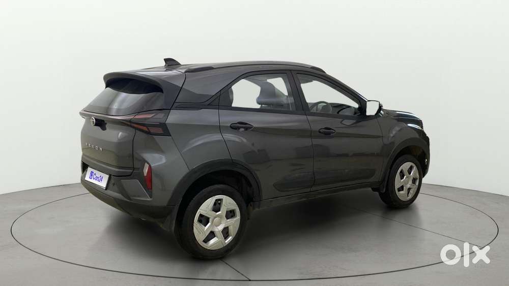 Tata Nexon Pure (s) 1.2 Petrol 6amt, 2024, Petrol