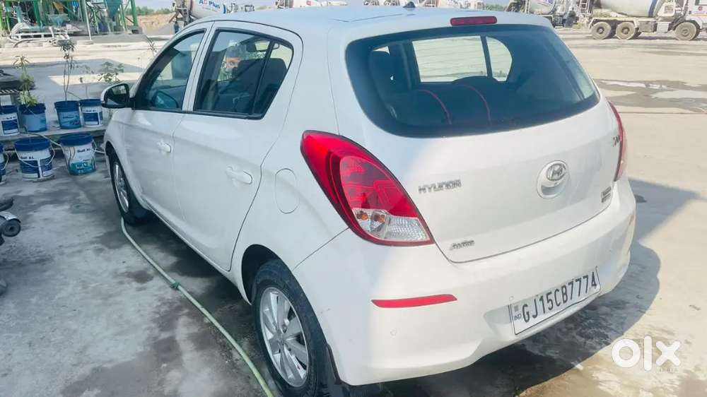 Hyundai I20 Sportz 2013 Cng Hybrid