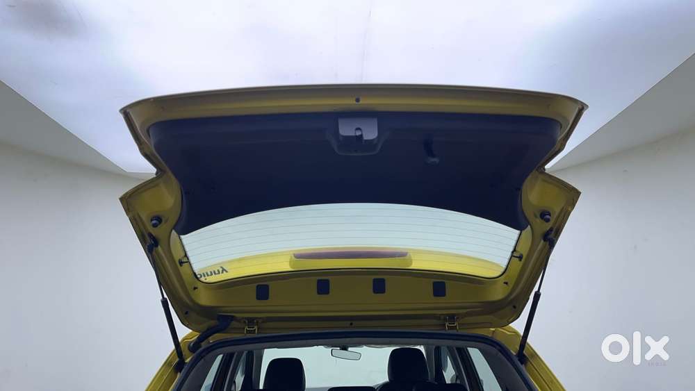 Volkswagen Taigun Topline 1.0 Tsi At (electric Seats), 2022, Petrol