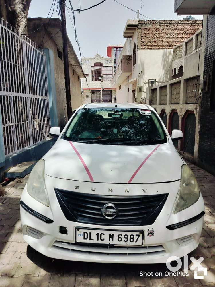 Nissan Car 2012 Model