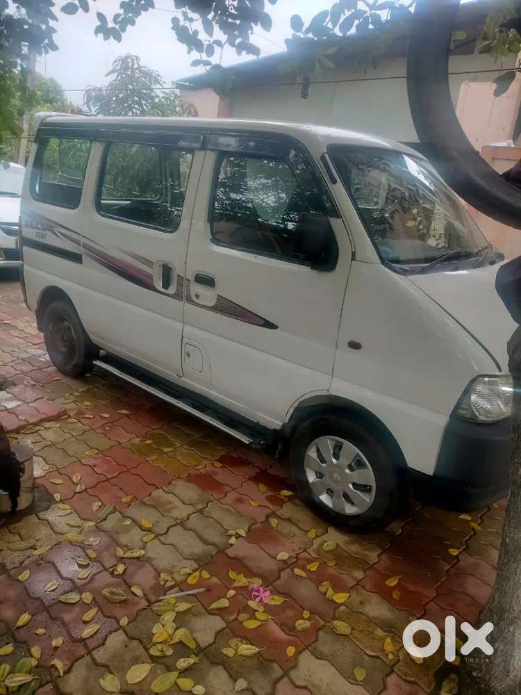 Maruti Suzuki Eeco 2016