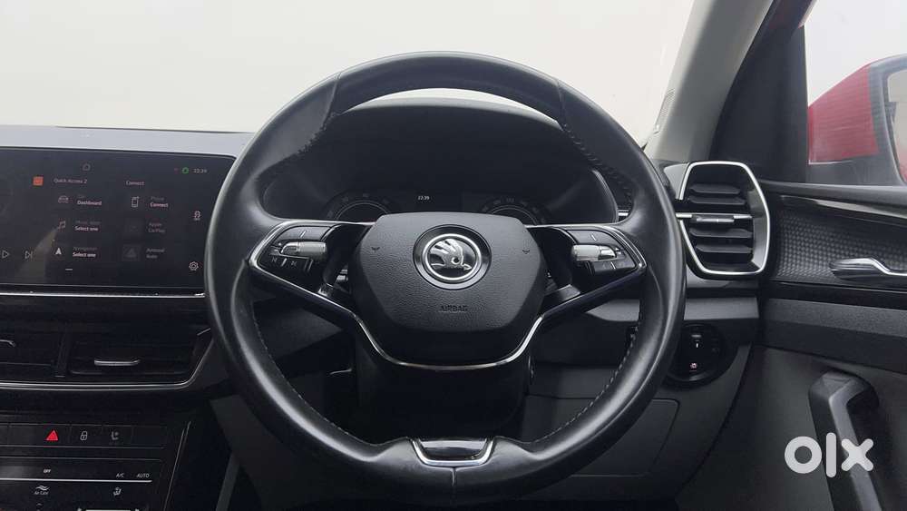 Skoda Kushaq 1.0 Tsi Style, 2022, Petrol