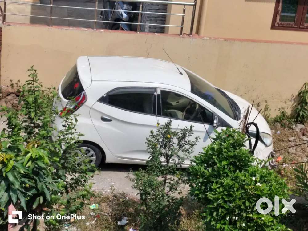Hyundai Eon 2015 Petrol 67000 Km Driven