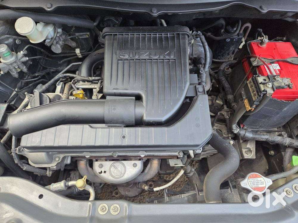 Maruti Suzuki Swift Vxi + Manual, 2014, Petrol