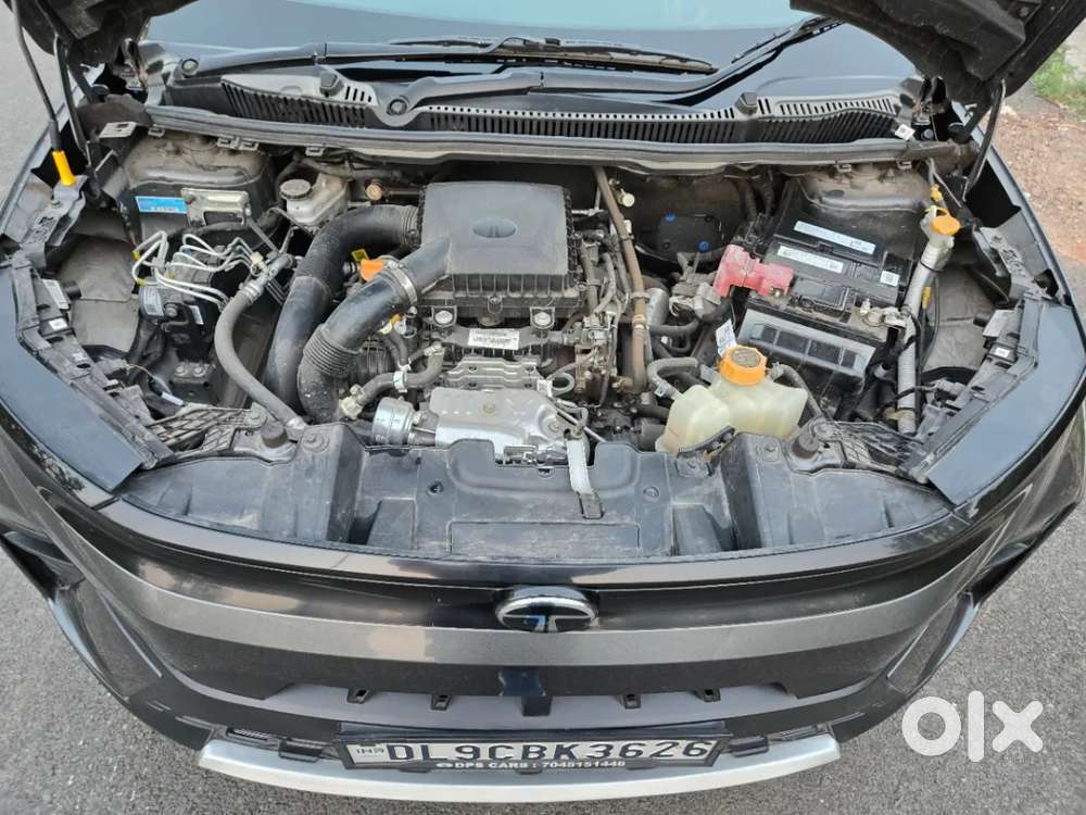 Tata Nexon, 2025, Petrol