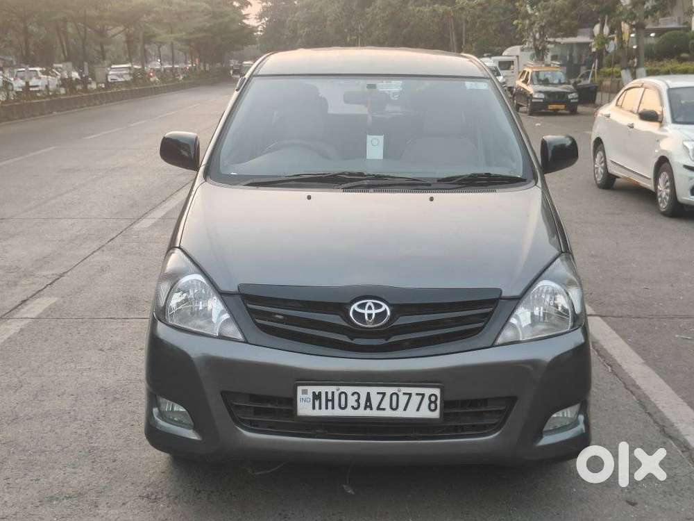 Toyota Innova 2.5 G (diesel) 8 Seater, 2011, Diesel
