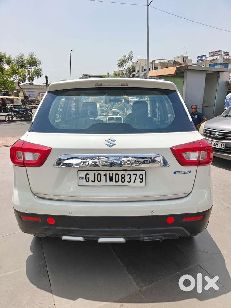 Maruti Suzuki Brezza Vxi At, 2021, Petrol