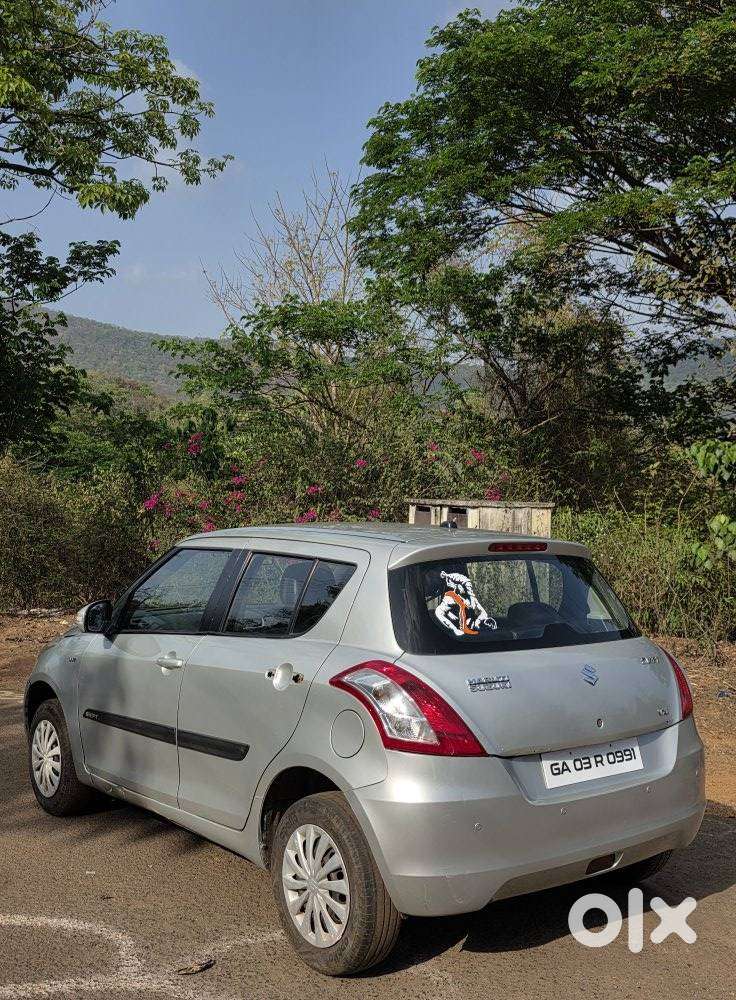Maruti Suzuki Swift Vxi 1.2 Abs Bs-iv, 2015, Petrol