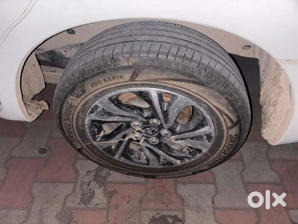 Toyota Innova Crysta 2021 Diesel 108000 Km Driven