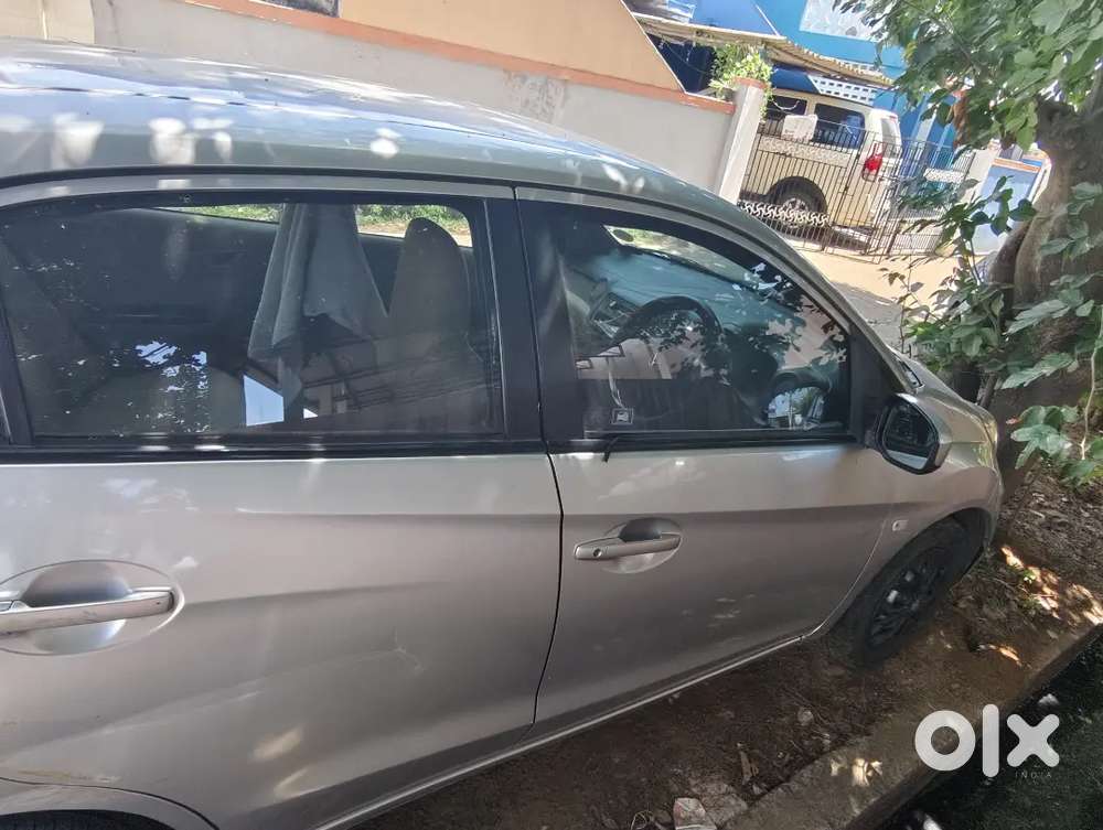 Honda Amaze 2nd Gen 2014 Petrol 65000 Km Driven