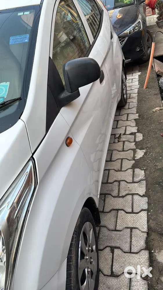 Hyundai Eon 2017 मैनूअल पेट्रोल