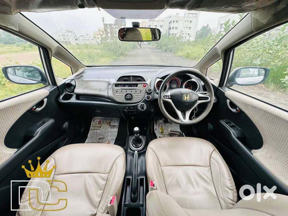 Honda Jazz V Mt Privilege, 2010, Petrol