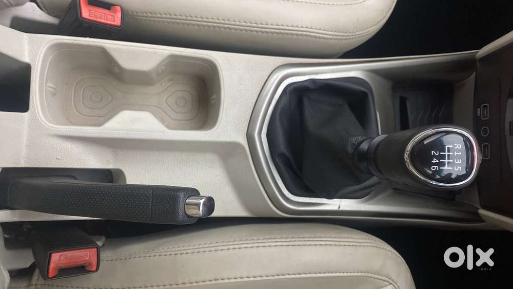 Mahindra Xuv300 W8 Option Diesel, 2021, Diesel