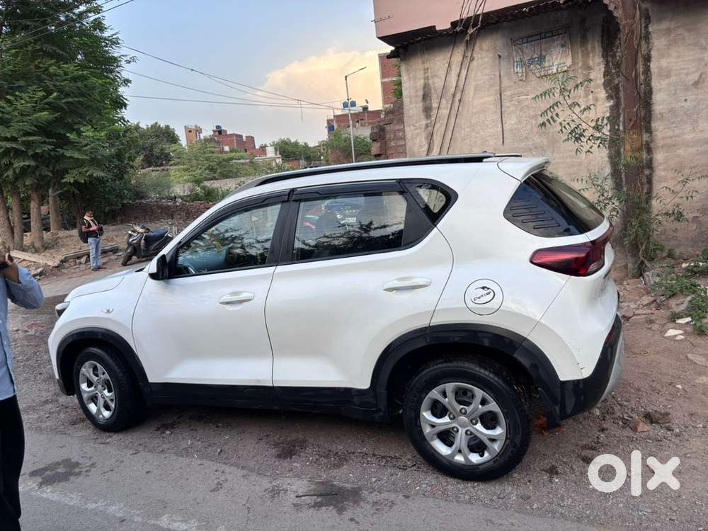 Kia Sonet Aurochs 2021 Manual Petrol
