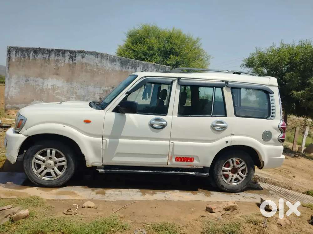 Scorpio (good Condition), Model-2013, Smooth Driving,4*2 Manuel