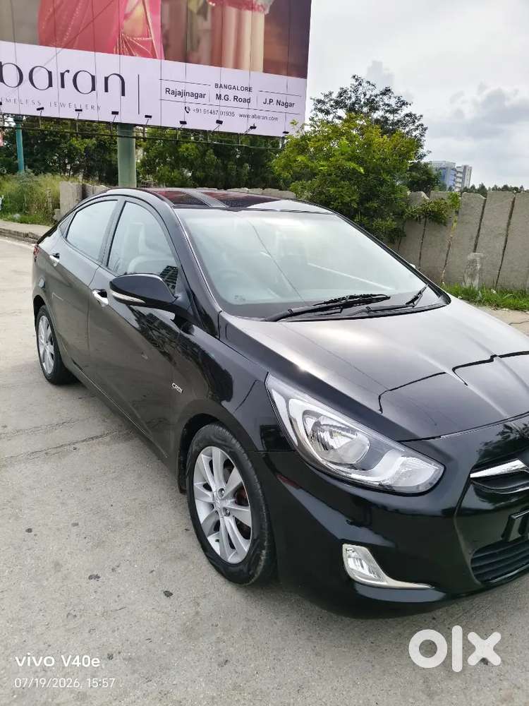 Hyundai Verna 1.6 Crdi Sx