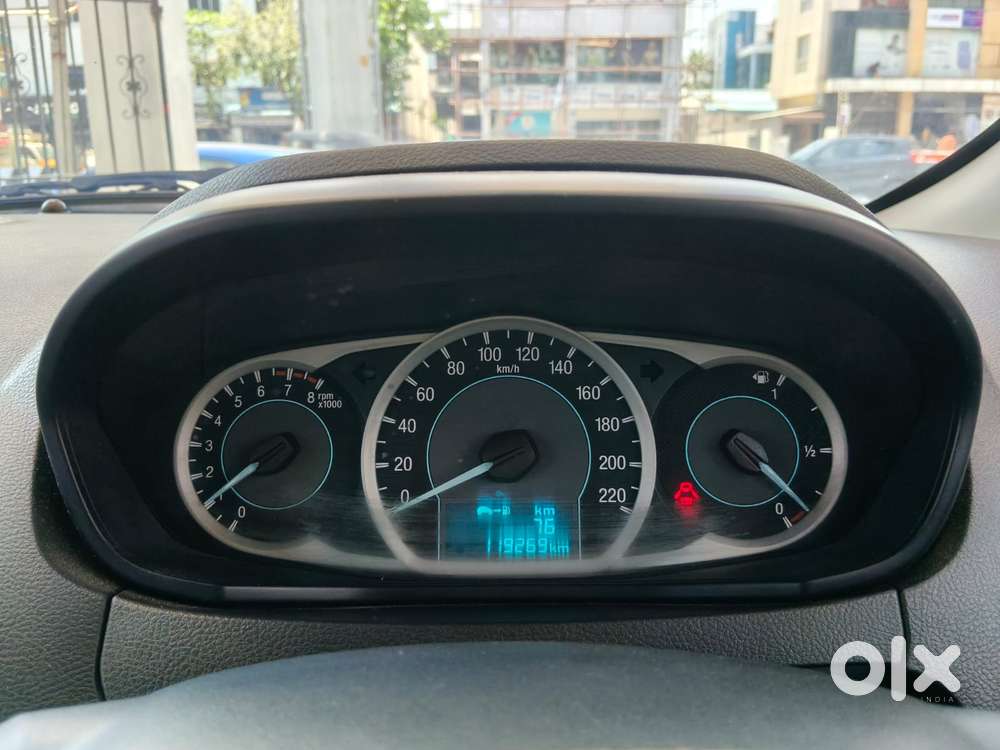 Ford Figo 1.2p Titanium Mt, 2015, Petrol