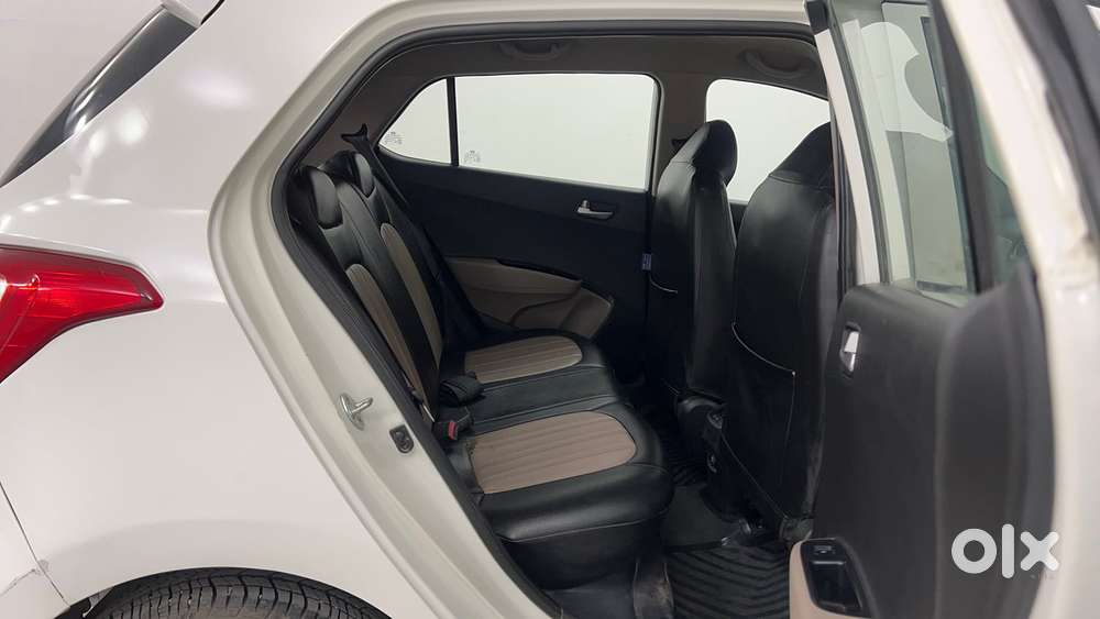 Hyundai Grand I10 1.2 Kappa Sportz Option At, 2017, Petrol