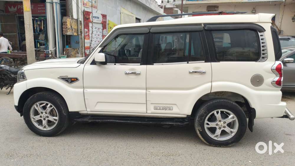 Mahindra Scorpio S10, 2017, Diesel