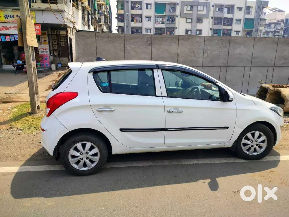 Hyundai I20 2014 Diesel 92000 Km Drivengood Condition Single Use Tayer