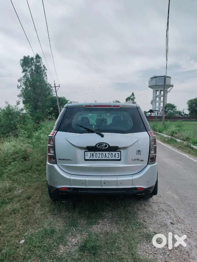 Xuv500 W8 Cell Or Exchange With 5 Seater